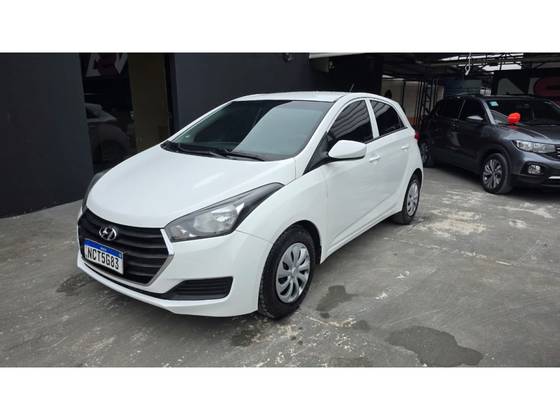 HYUNDAI HB20 1.0 COMFORT 12V FLEX 4P MANUAL